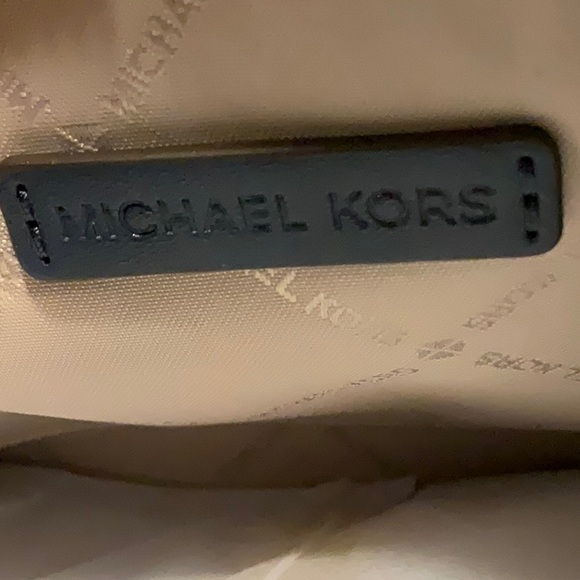 NWT Michael Kors Jet Set Patchwork Wristlet - Picture 10 of 10